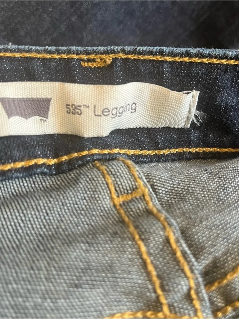 Levi's Women's Dark Indigo Skinny Jeans - Picture 4 of 4